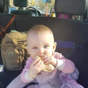 Meet your Posher, Holly